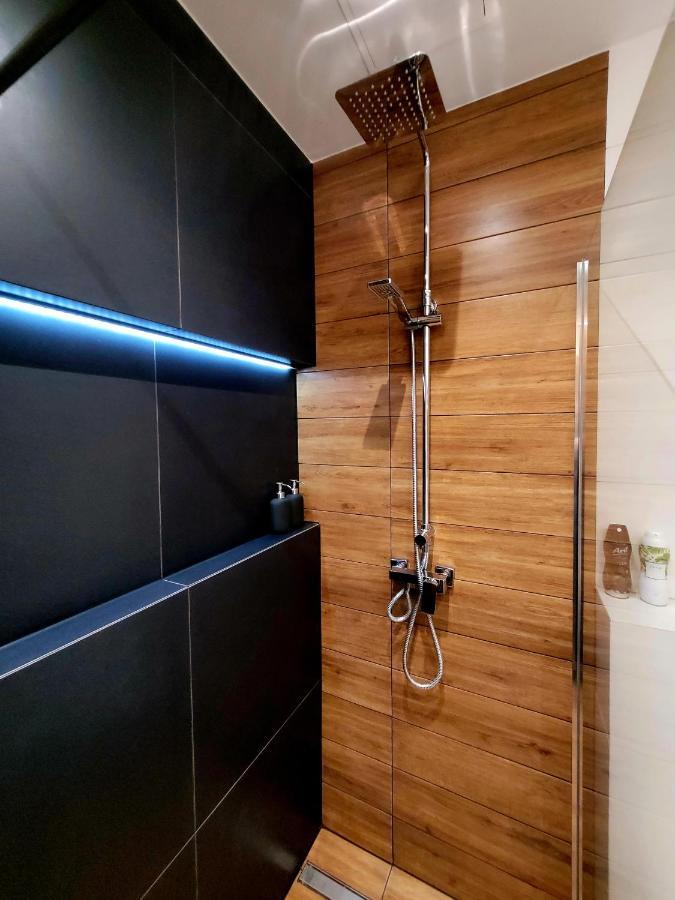 Apartament By The Way Διαμέρισμα Βρότσλαβ Εξωτερικό φωτογραφία