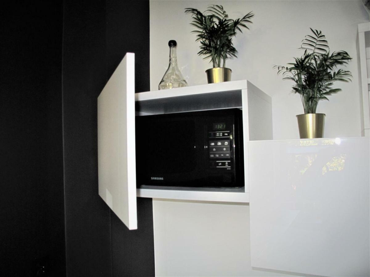 Apartament By The Way Διαμέρισμα Βρότσλαβ Εξωτερικό φωτογραφία